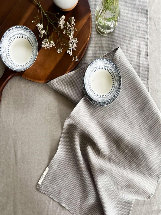 Chemin de table vichy en lin | Greige et bleu cendré