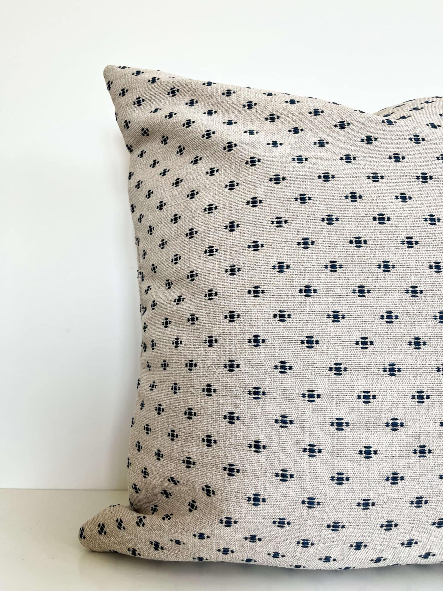 Housse de coussin Dahlia | Motif floral géométrique
