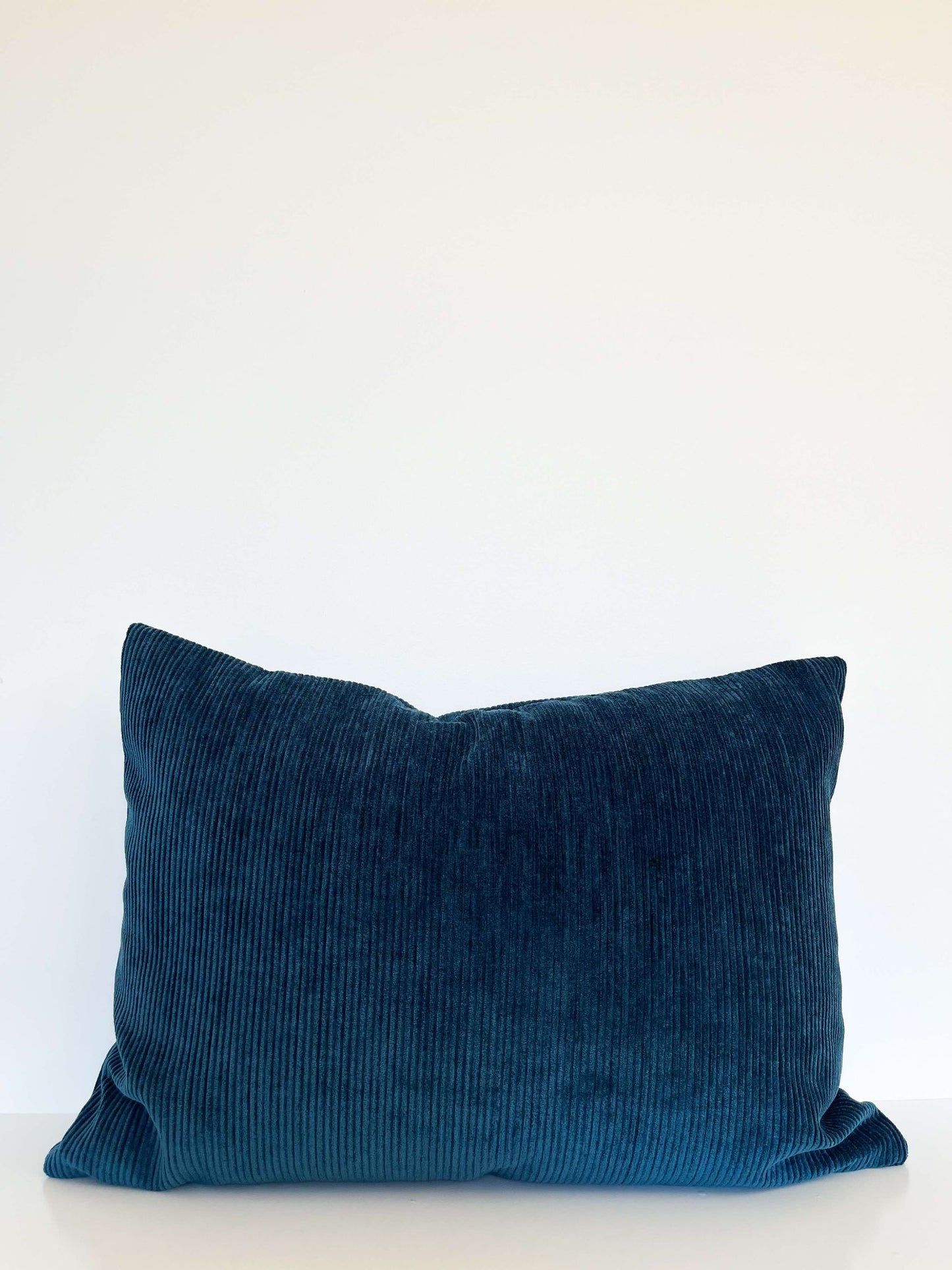 Housse de coussin Morane | Velours côtelé bleu encre