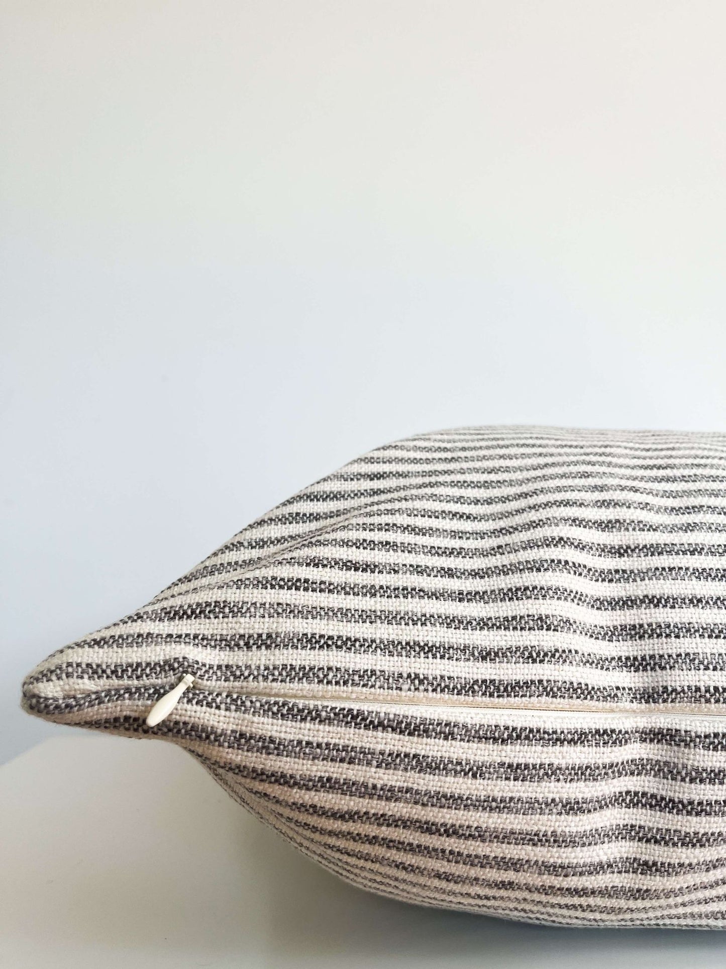 Housse de coussin June | Ligné horizontal crème et stone