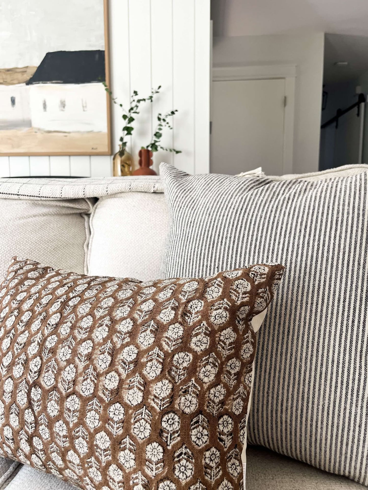 Housse de coussin Mathilde | Ligné bleu foncé