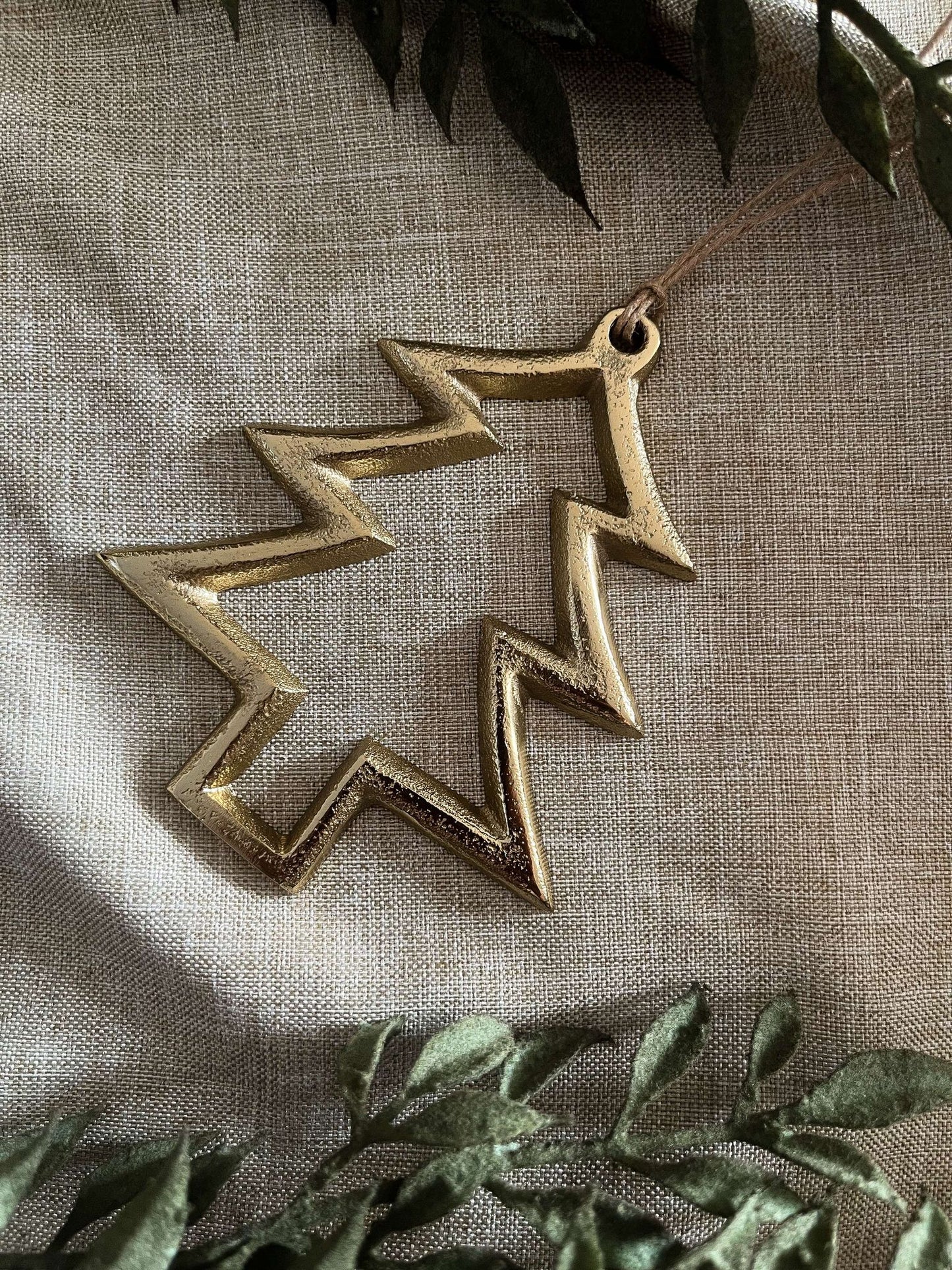 Christmas tree ornament | Gold