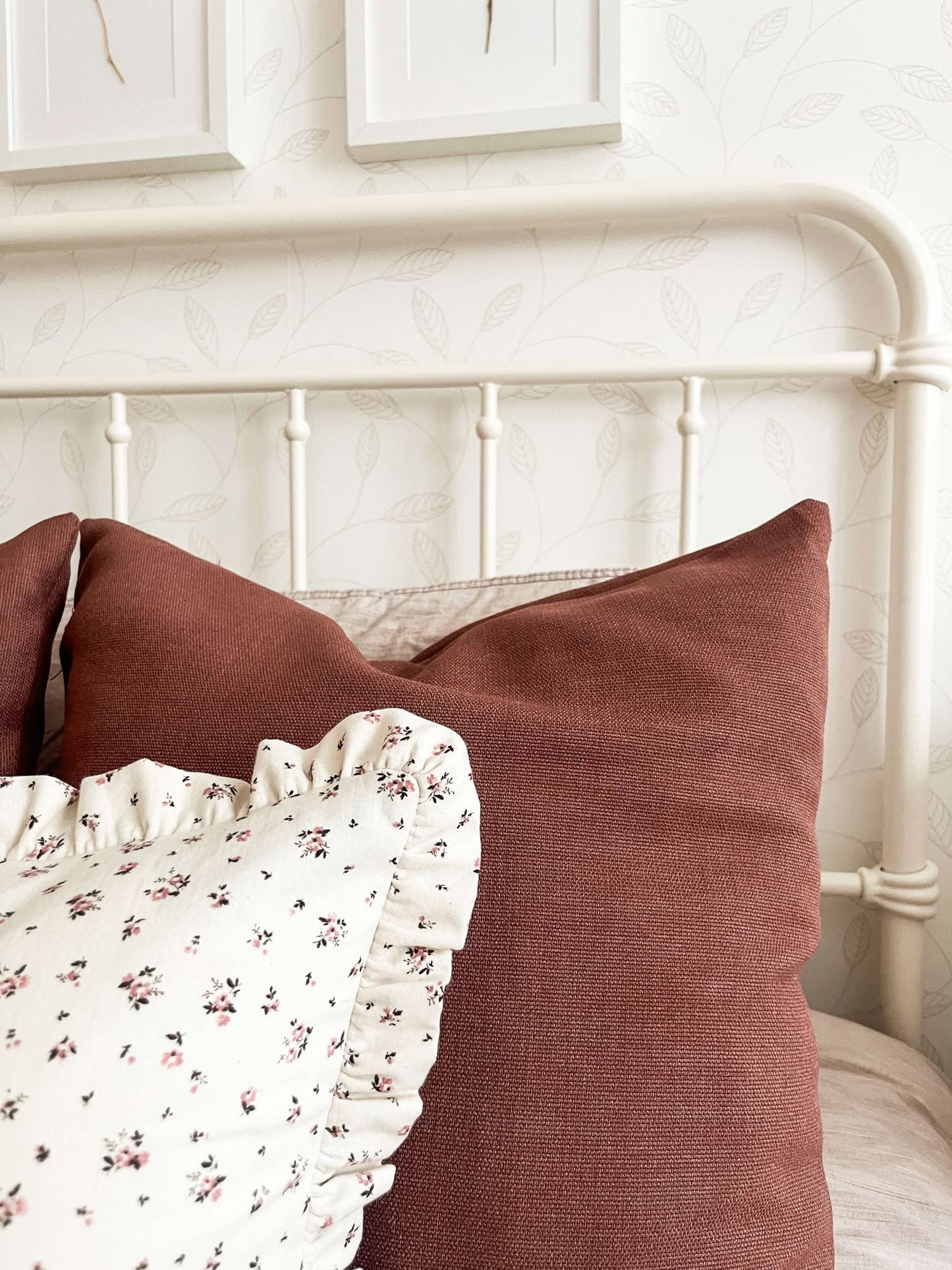 Housse de coussin Lily-Rose réversible | Floral à frisons