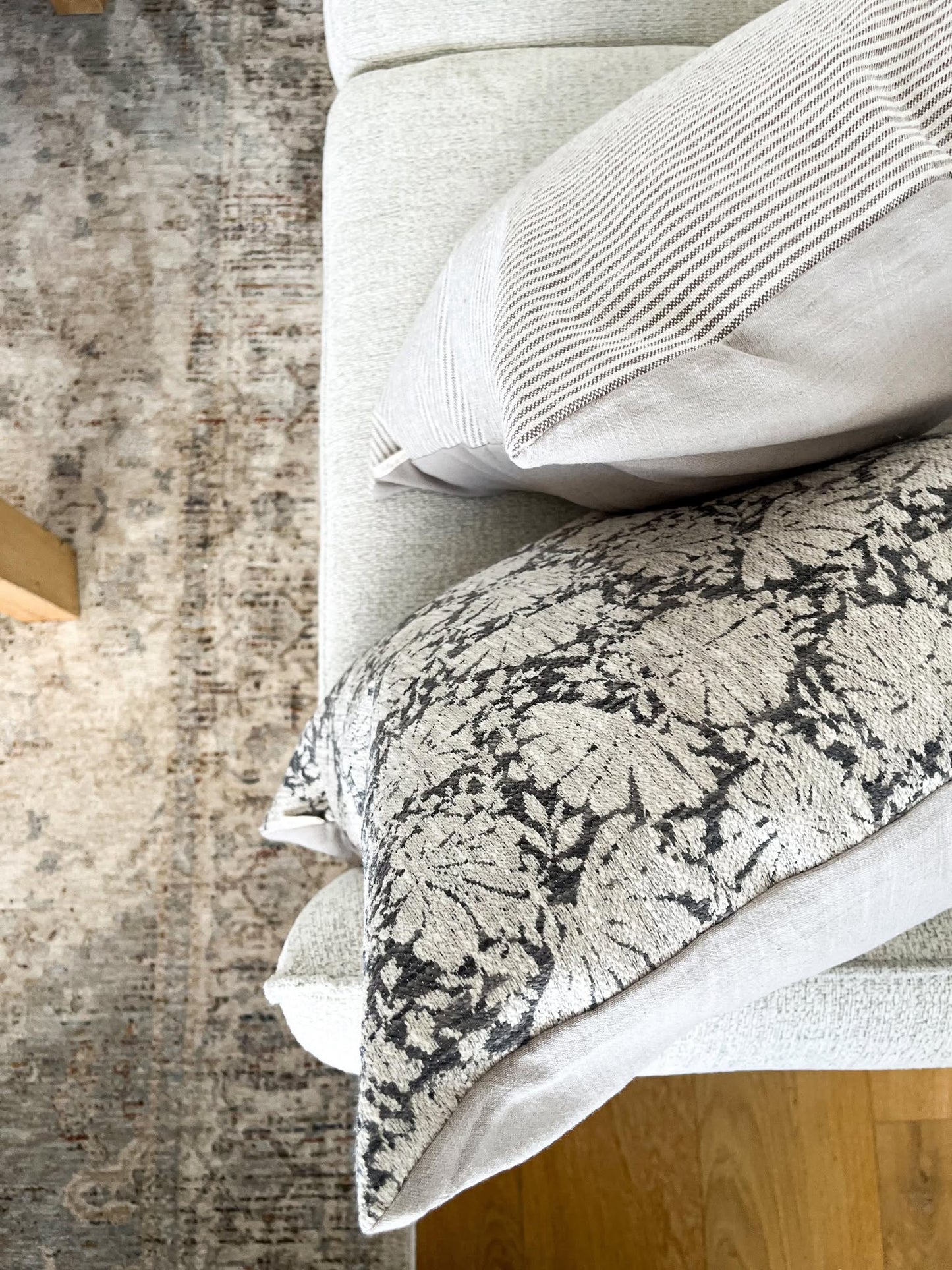Housse de coussin Sofia | Ligné taupe
