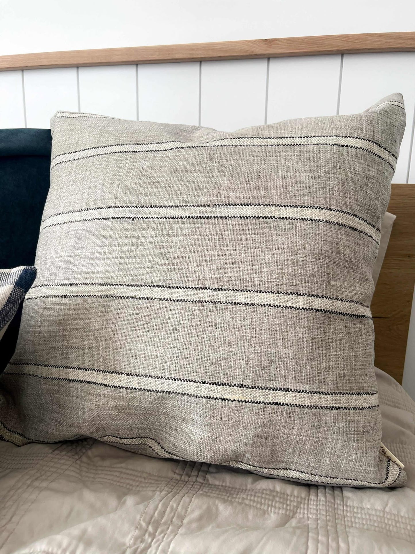 Housse de coussin Macy| Rayé Gris-Greige