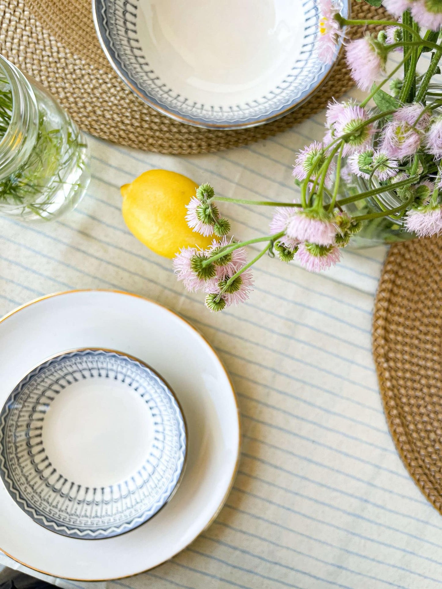 Coastal tablecloth | Butter yellow and light blue