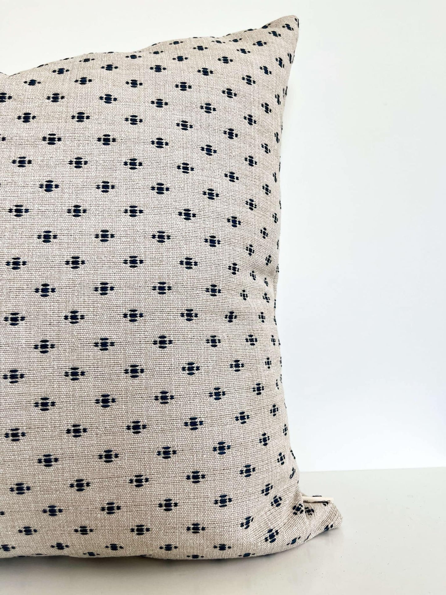 Housse de coussin Dahlia | Motif floral géométrique