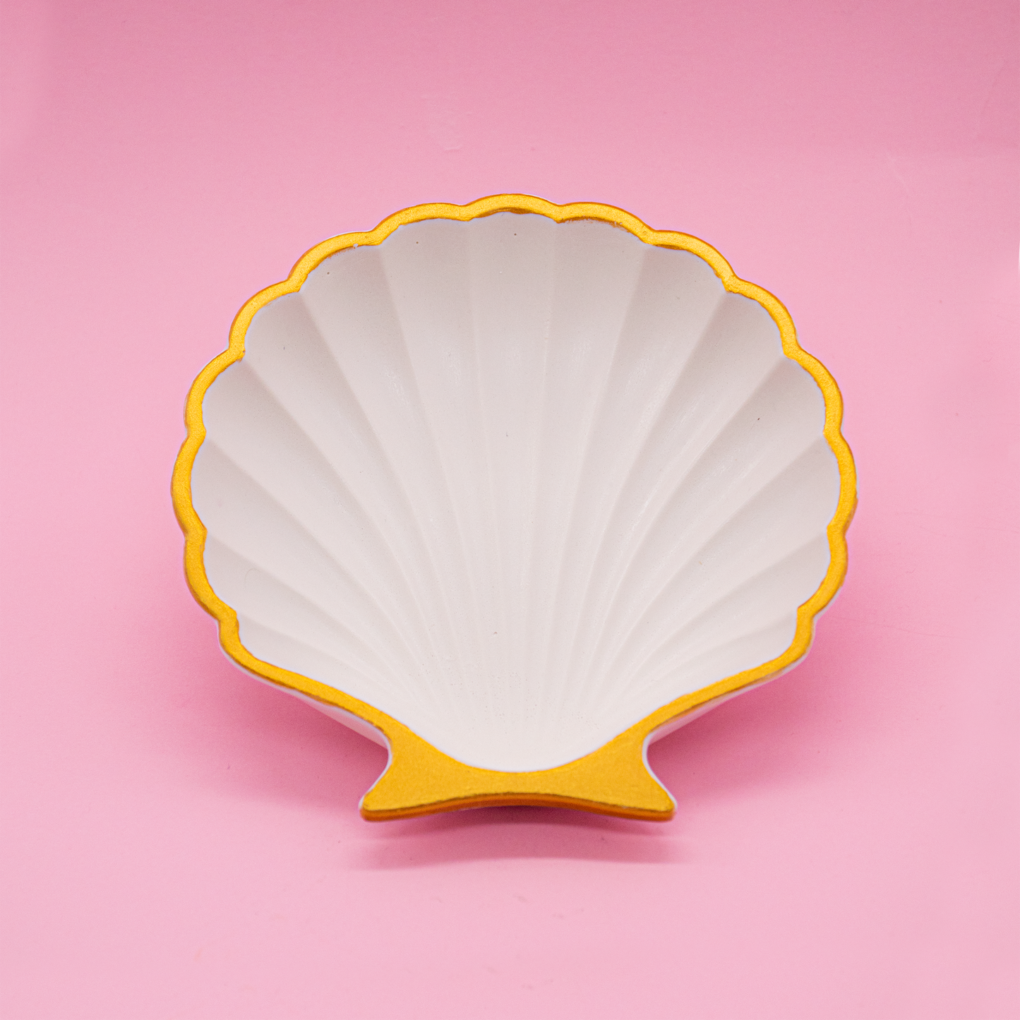 Petit plat à bijoux en coquillage