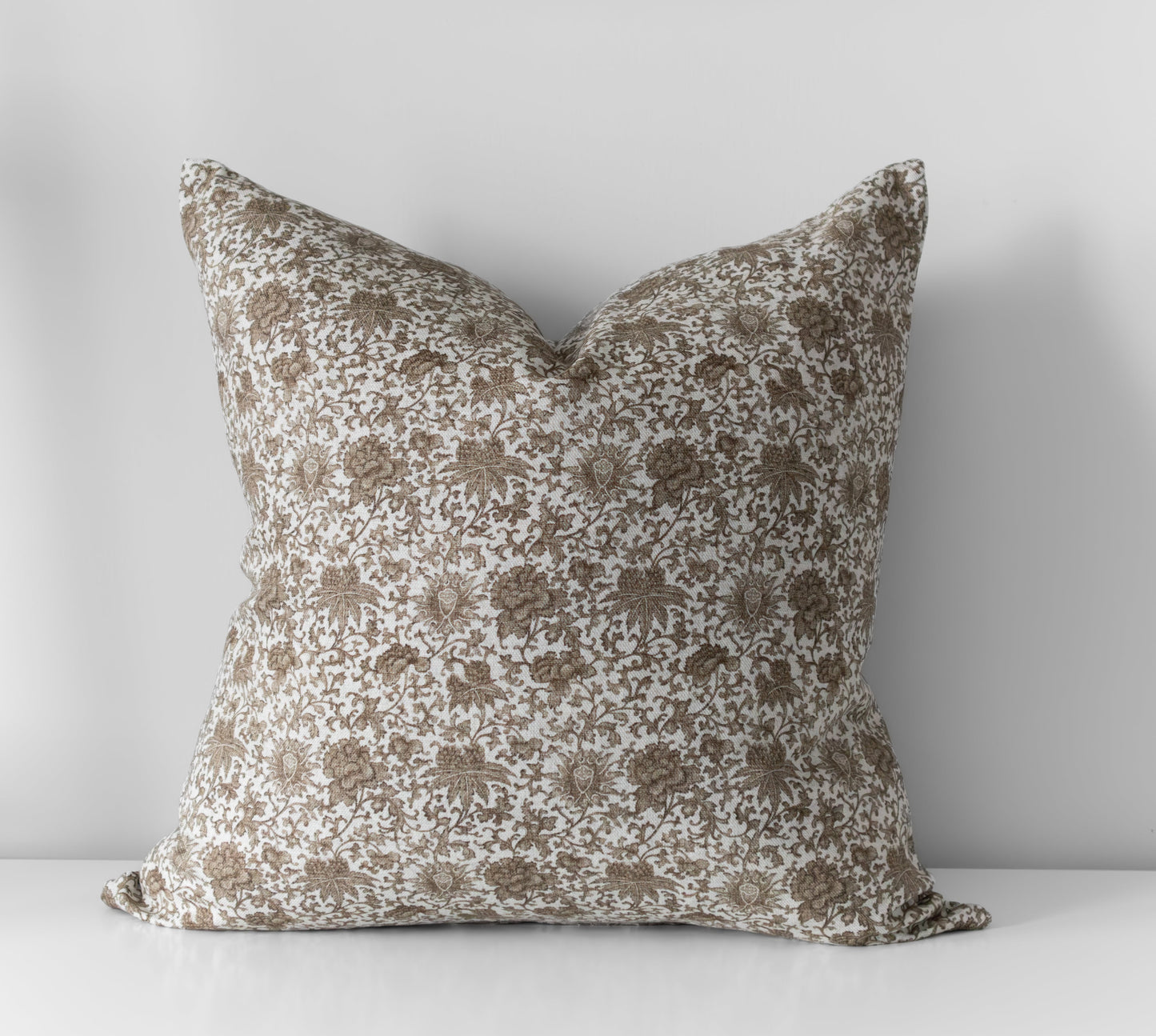 Isadora | Housse de coussin à motif floral vintage