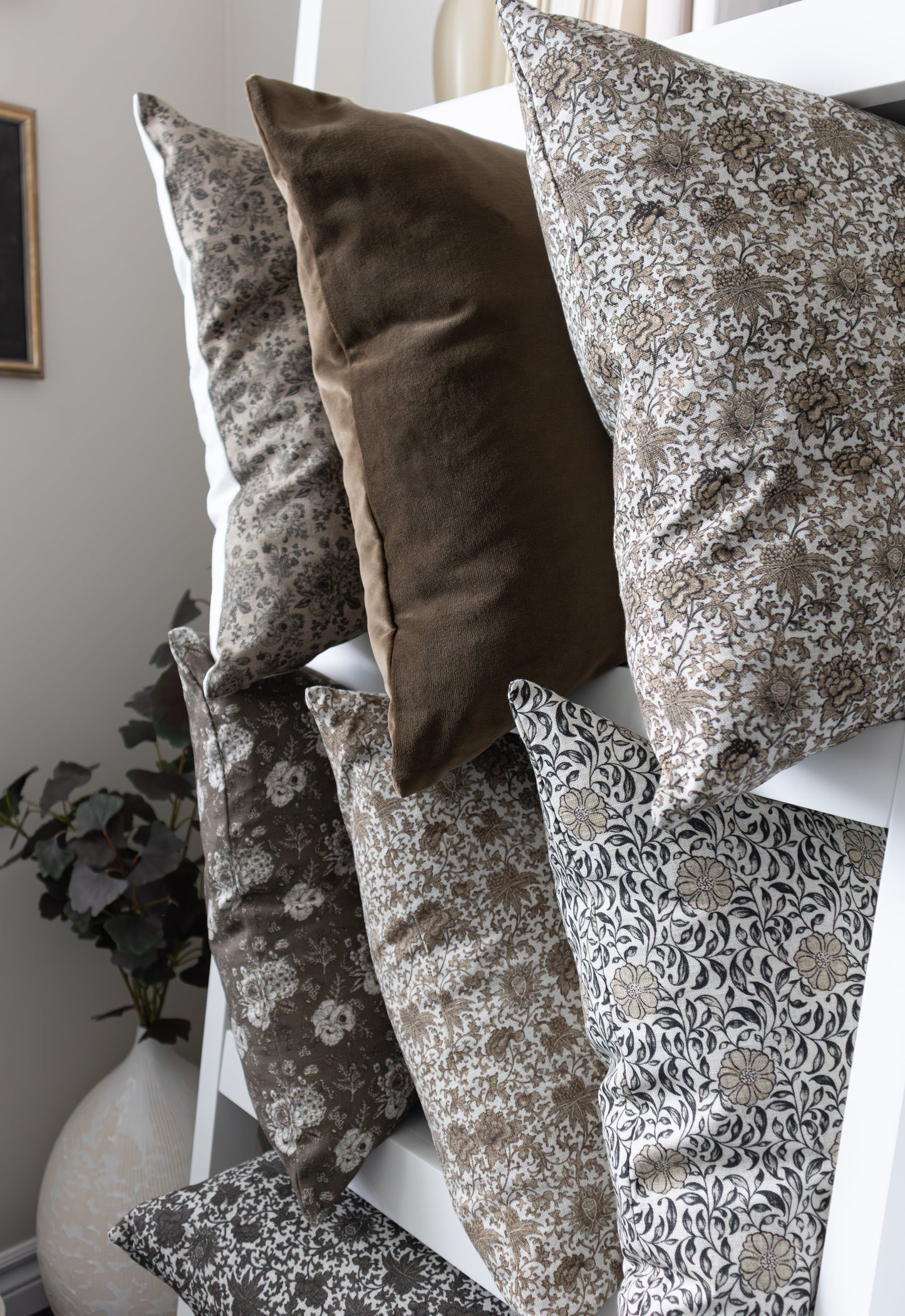 Isadora | Housse de coussin à motif floral vintage
