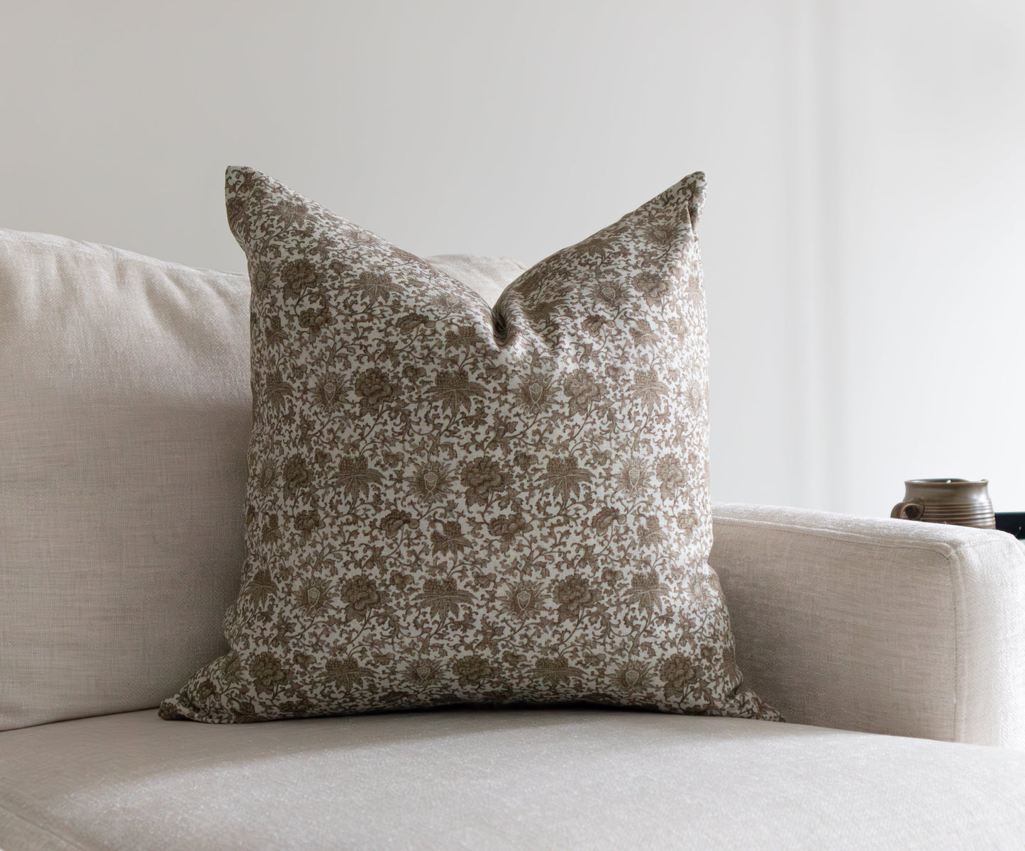 Isadora | Housse de coussin à motif floral vintage