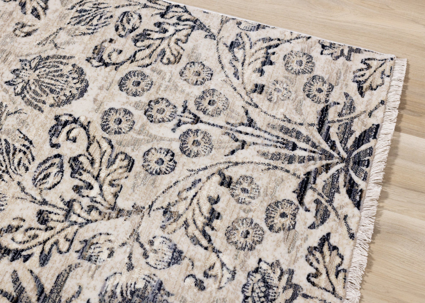 Tapis classique traditionnel crème