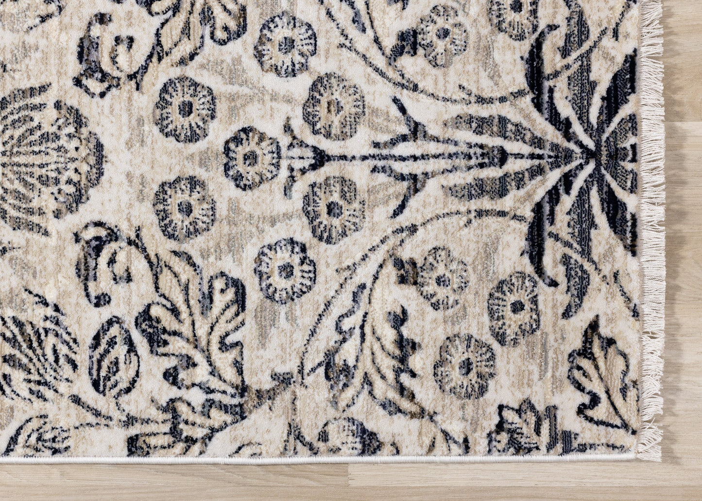 Tapis classique traditionnel crème