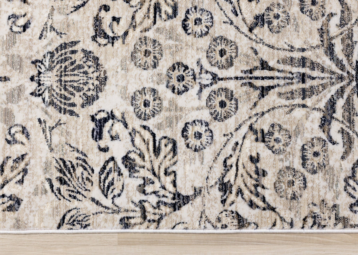 Tapis classique traditionnel crème