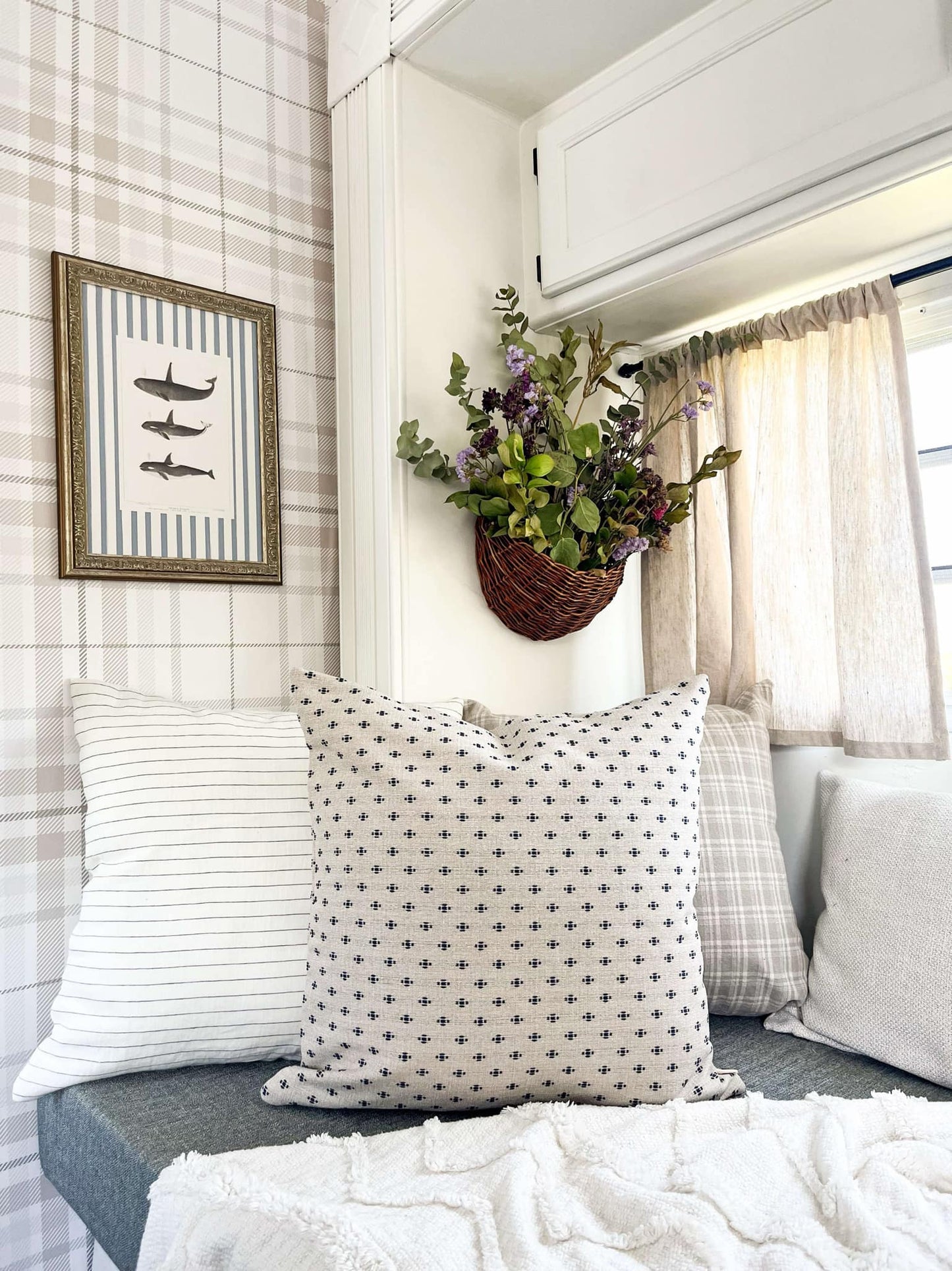 Housse de coussin Dahlia | Motif floral géométrique