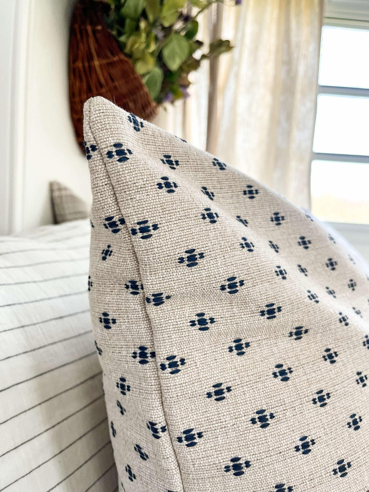 Housse de coussin Dahlia | Motif floral géométrique