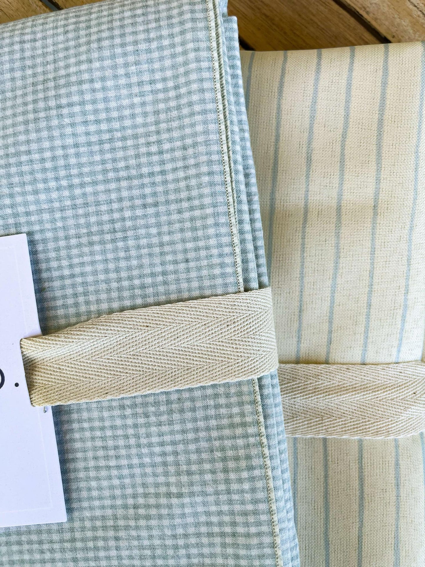 Nappe motif Vichy| Vert menthe et blanc