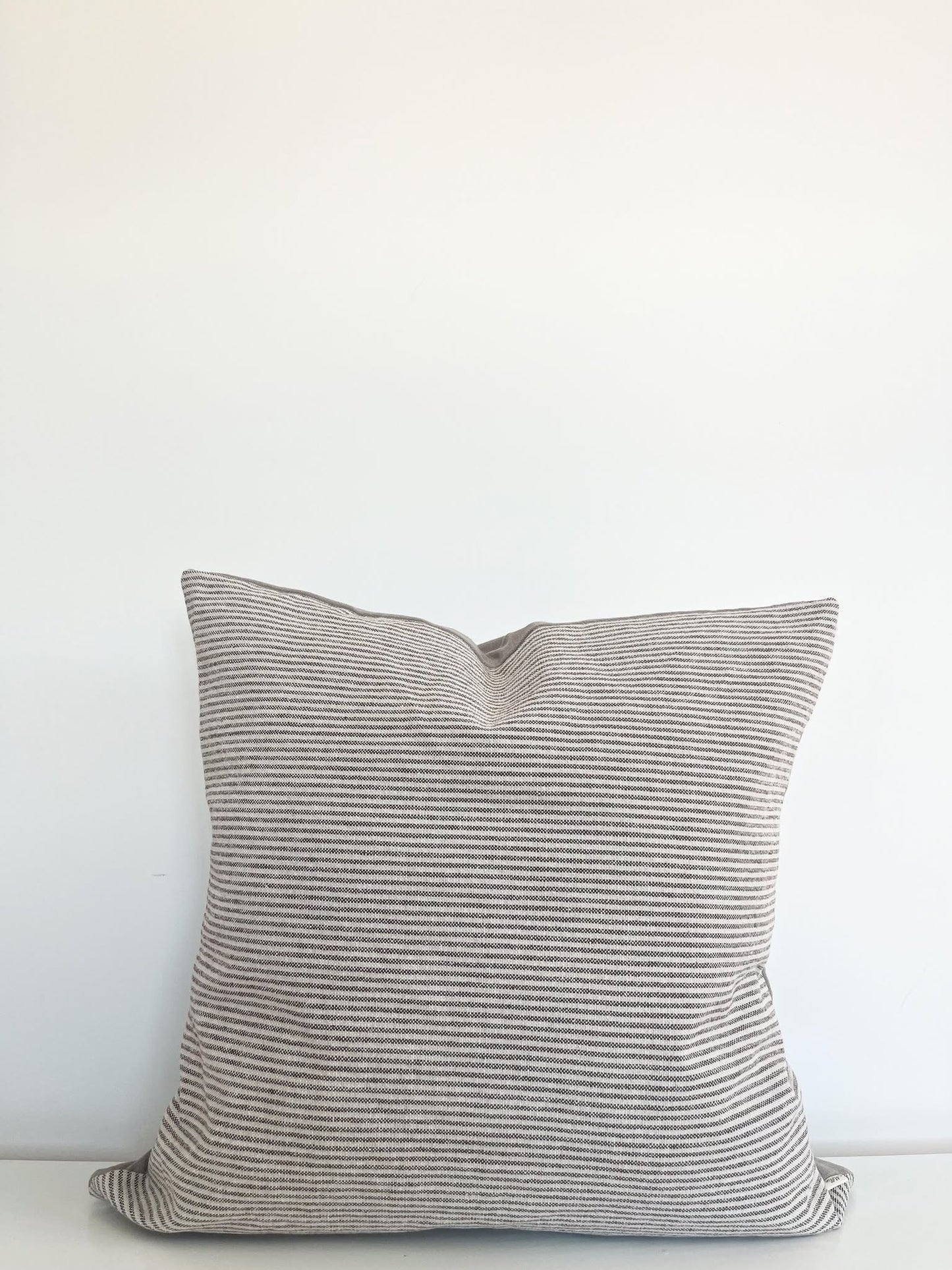 Housse de coussin Sofia | Ligné taupe