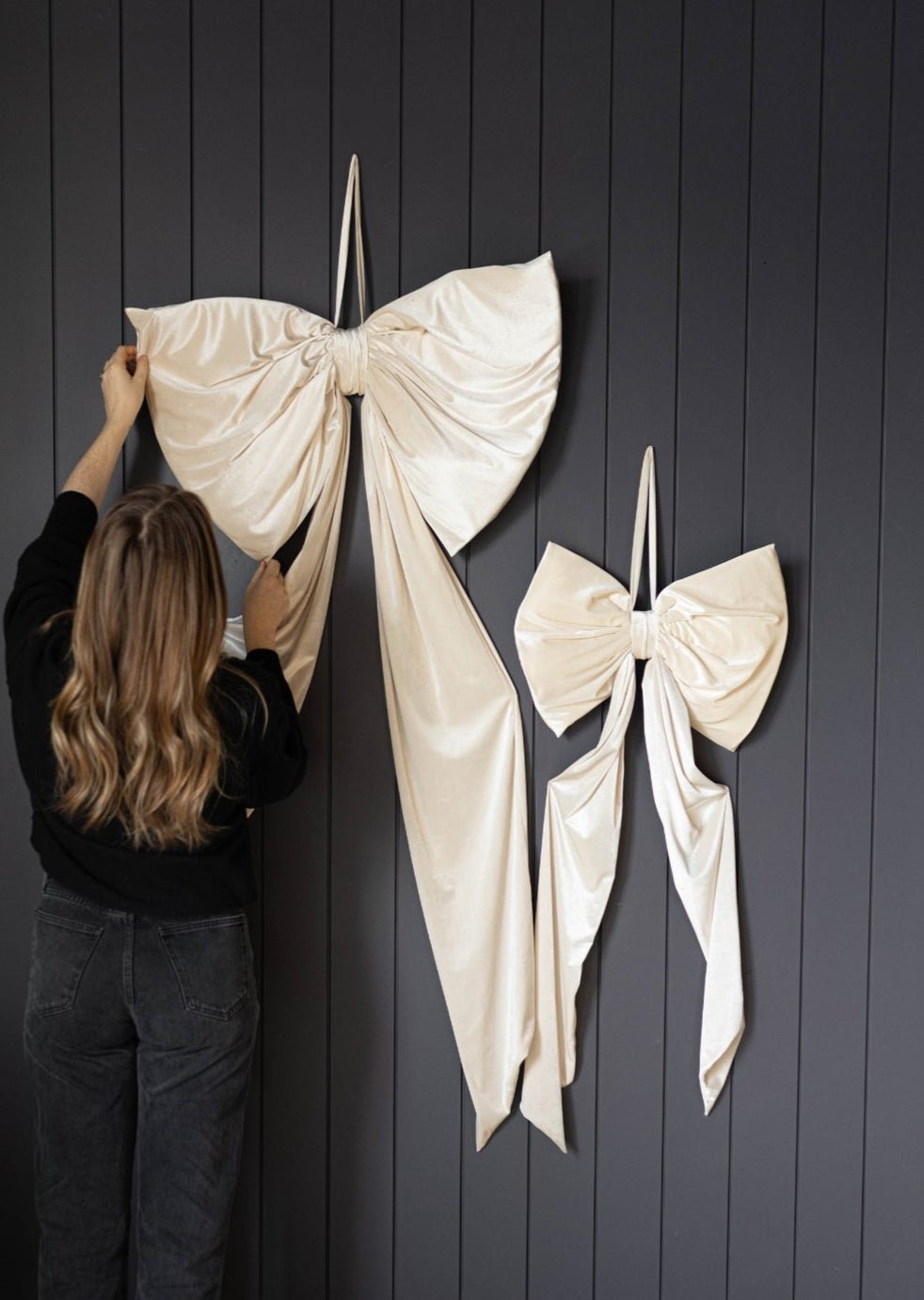 Nœud surdimensionné en velours crème