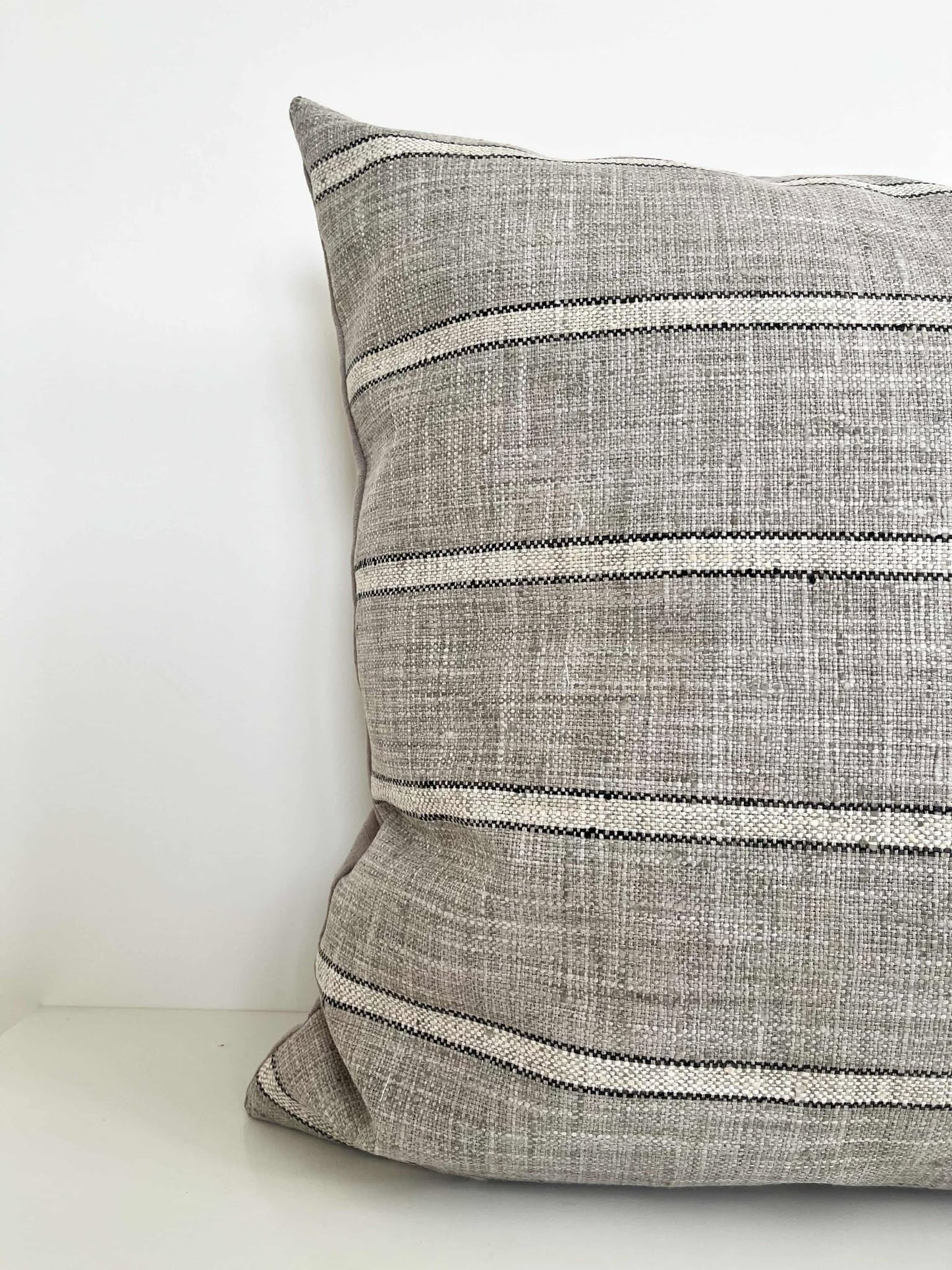 Housse de coussin Macy| Rayé Gris-Greige