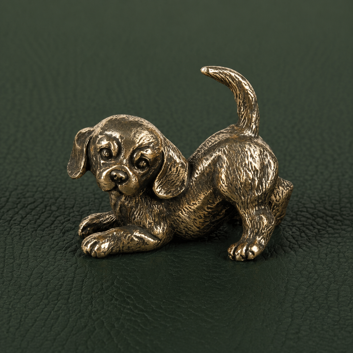 Trio figurines du Chiot en laiton antique | Collection "Porte-bonheur"