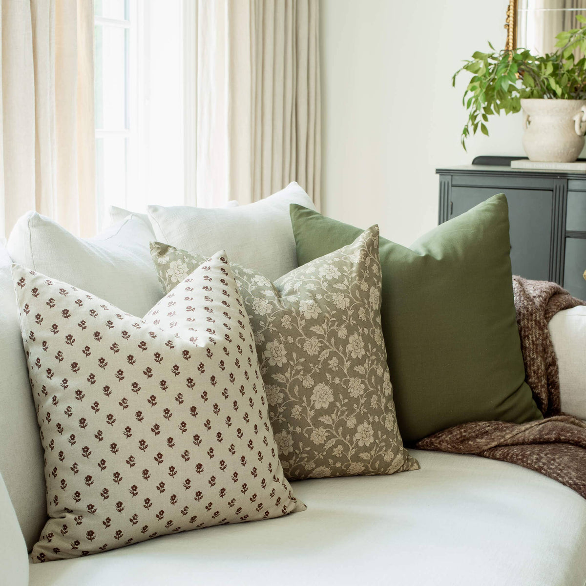 Housse de coussin Pippa  |  Motif floral délicat