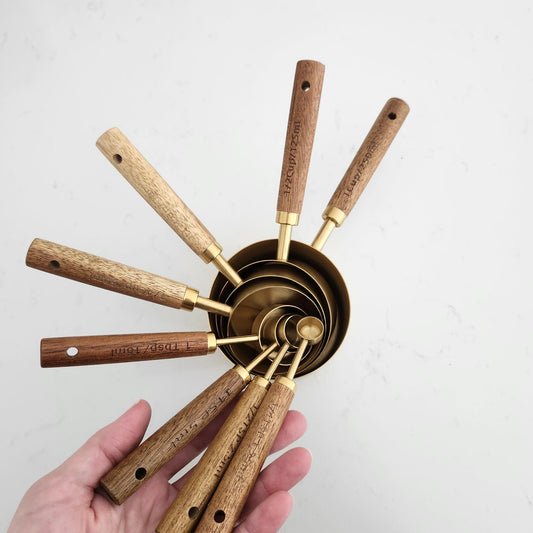 Ensemble de tasses et cuillères à mesurer | Acier inox et noyer