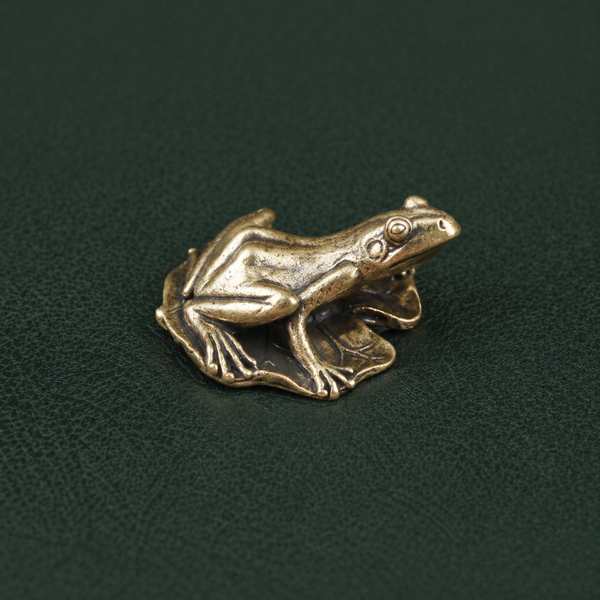 Figurine La Grenouille en laiton antique | Collection "Porte-bonheur