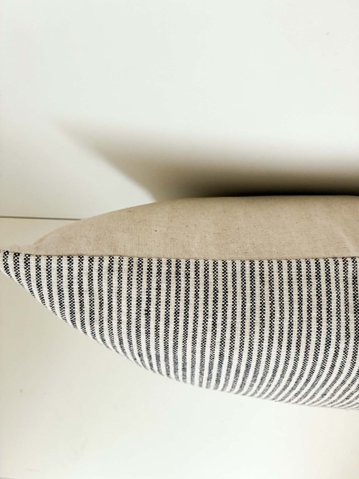 Mathilde cushion cover | Dark blue lined