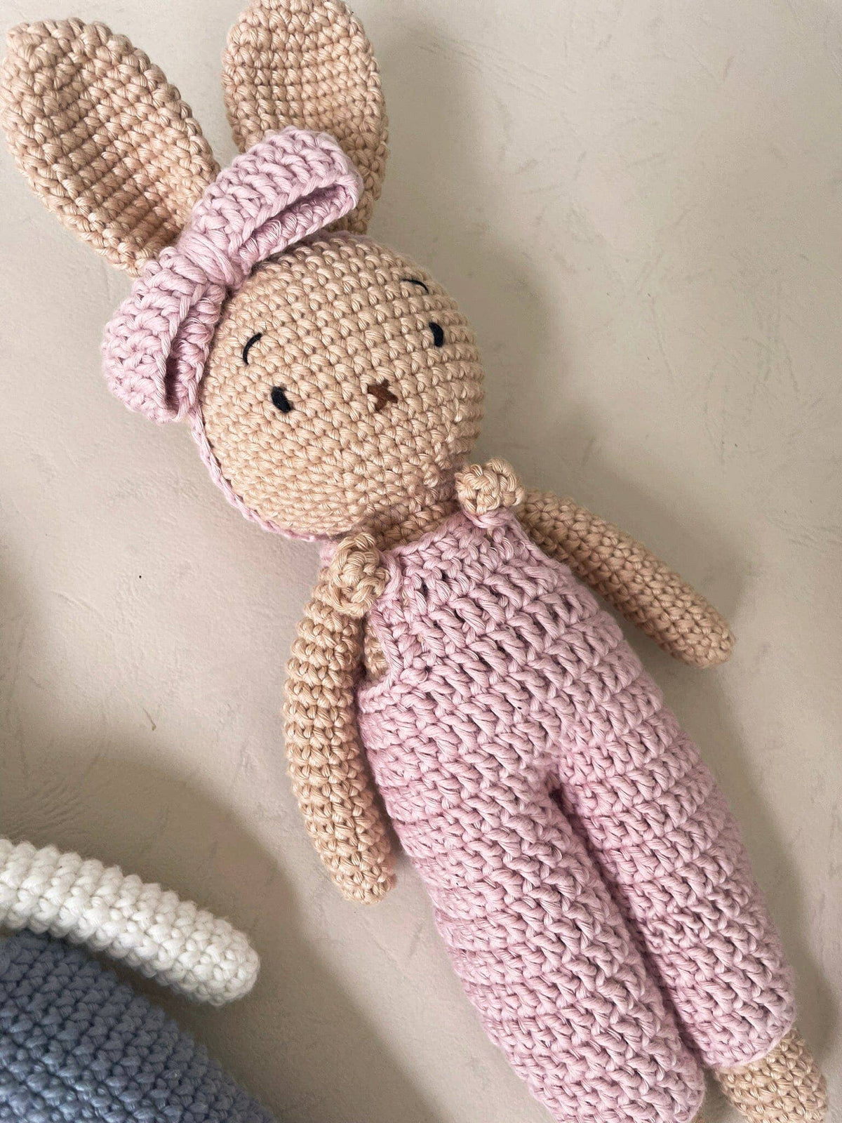 Peluche Lapin Isabelle | Confectionnée à la main crochet