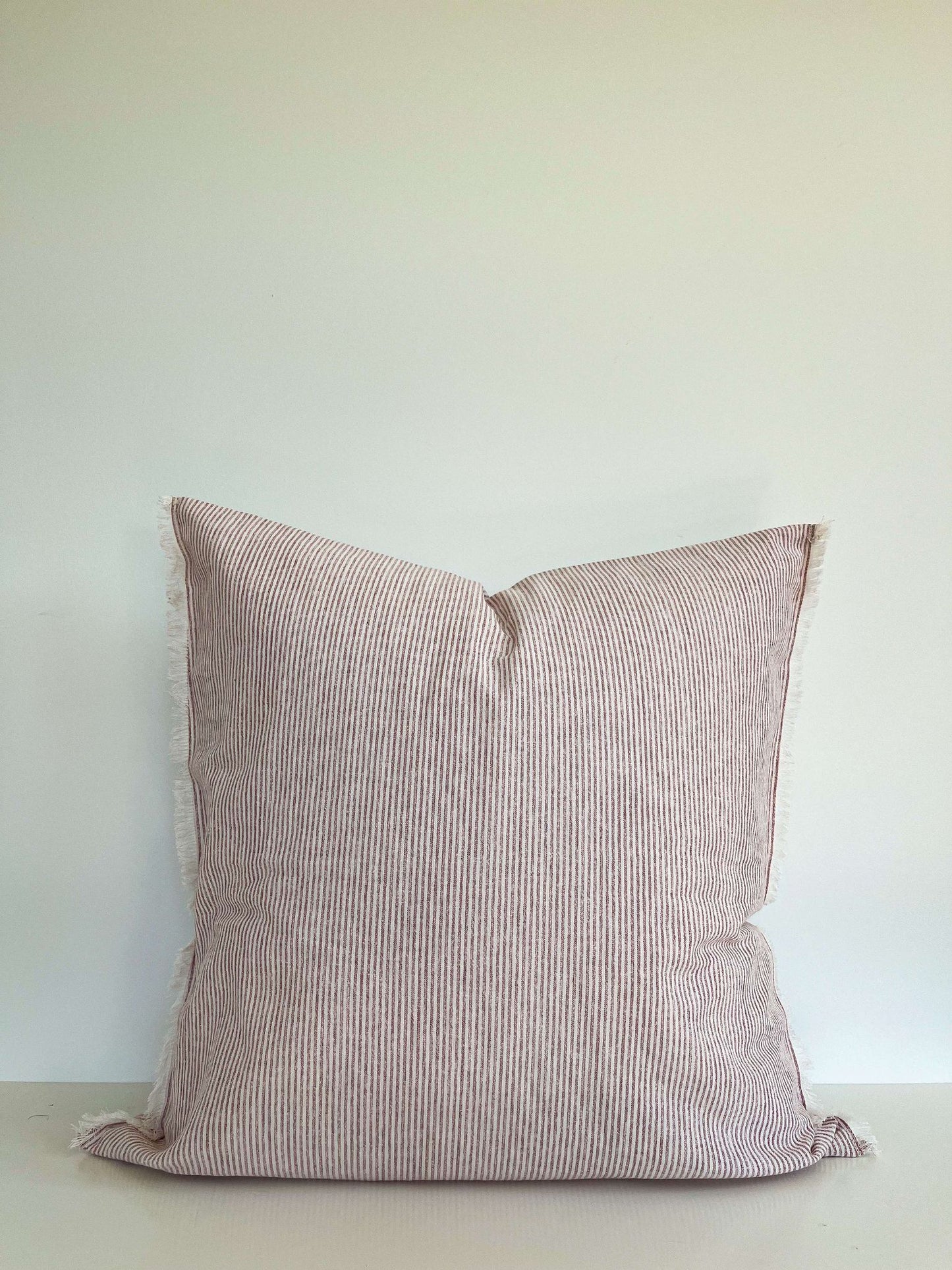 Adèle cushion cover