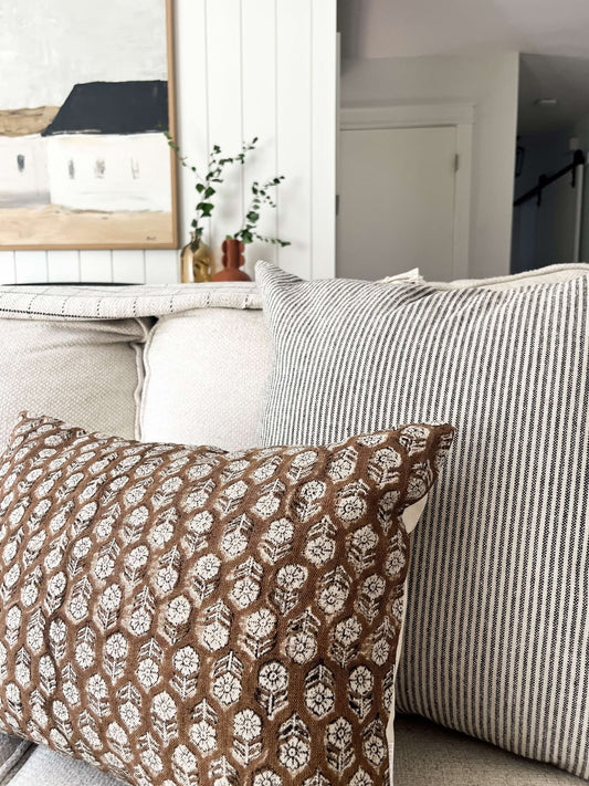 Mathilde cushion cover | Dark blue lined