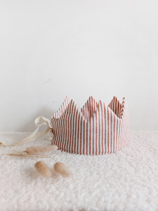 Couronne d'anniversaire en lin rayé | 4 couleurs disponibles