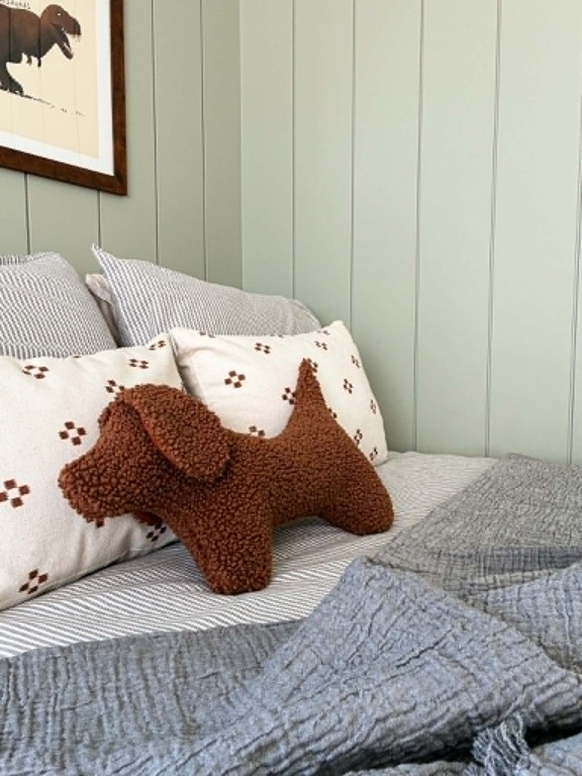 HARVEY Dachshund Plush Cushion | Rust