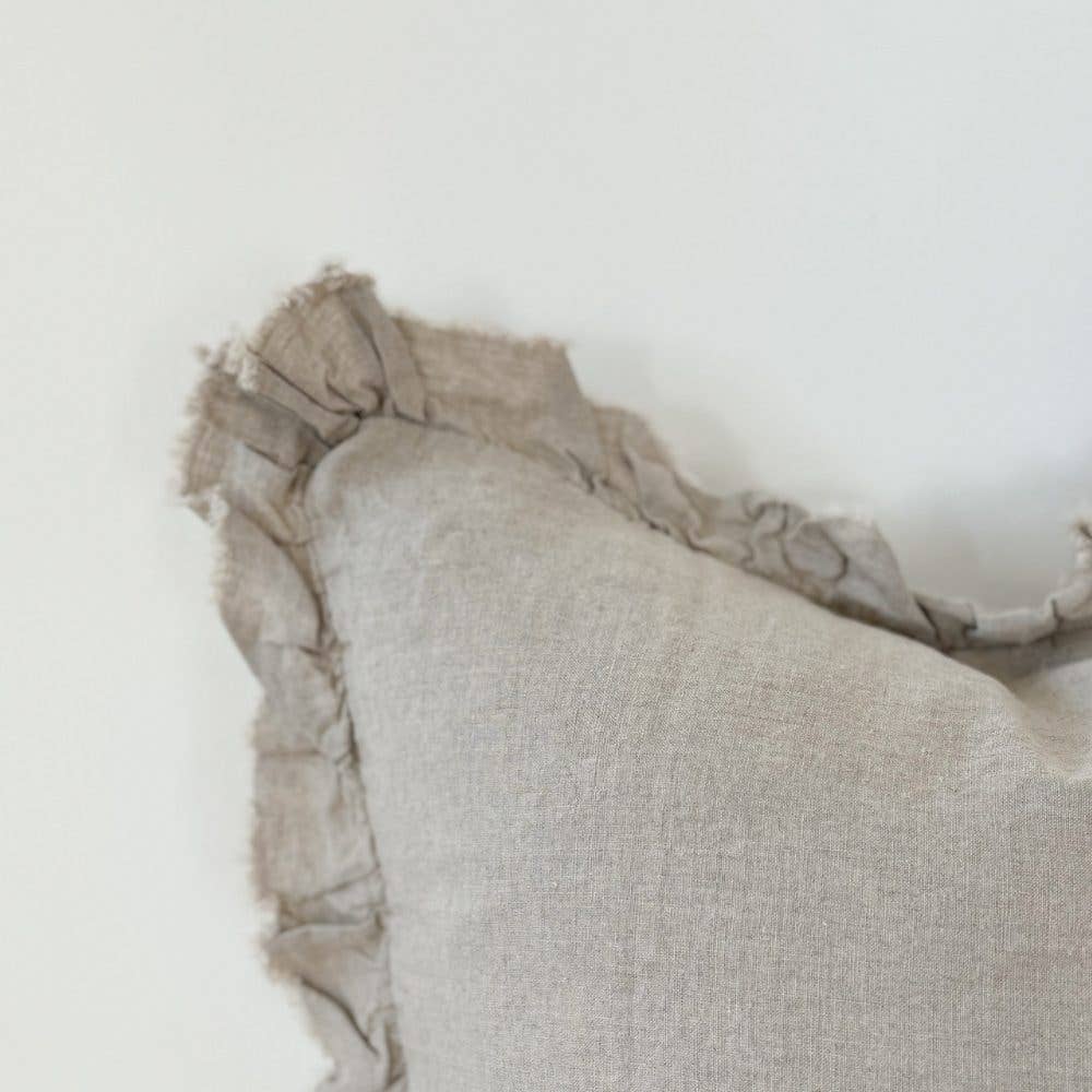 Housse de coussin Allie lin à volants  | Beige naturel