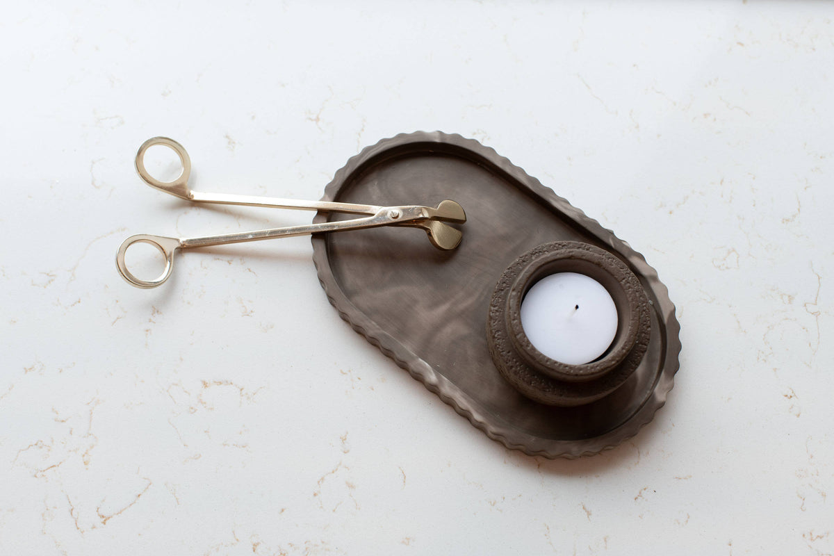Plateau ovale cannelé Mocha |  Collection Nuances et Terres