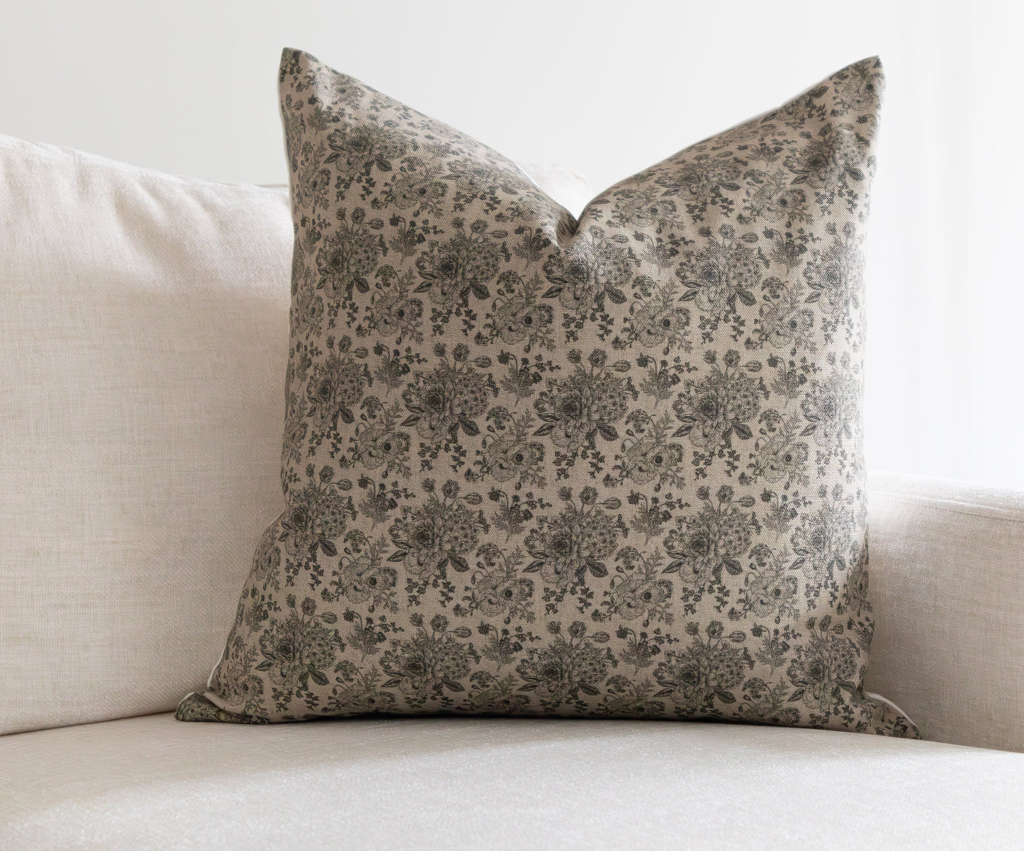 Housse de coussin Elizabeth |  motif floral et vintage