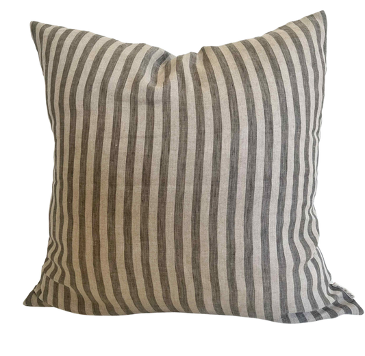 Nina cushion cover | Floral linen
