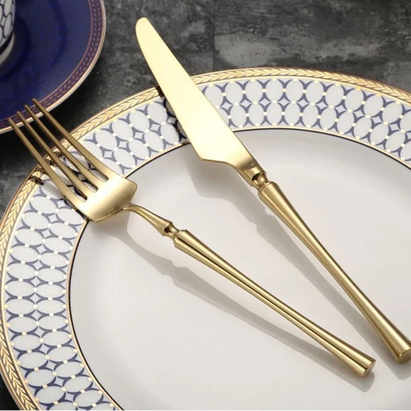 Ensemble de couverts Kin
