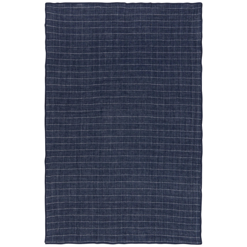 Nina napkin with pretty frills