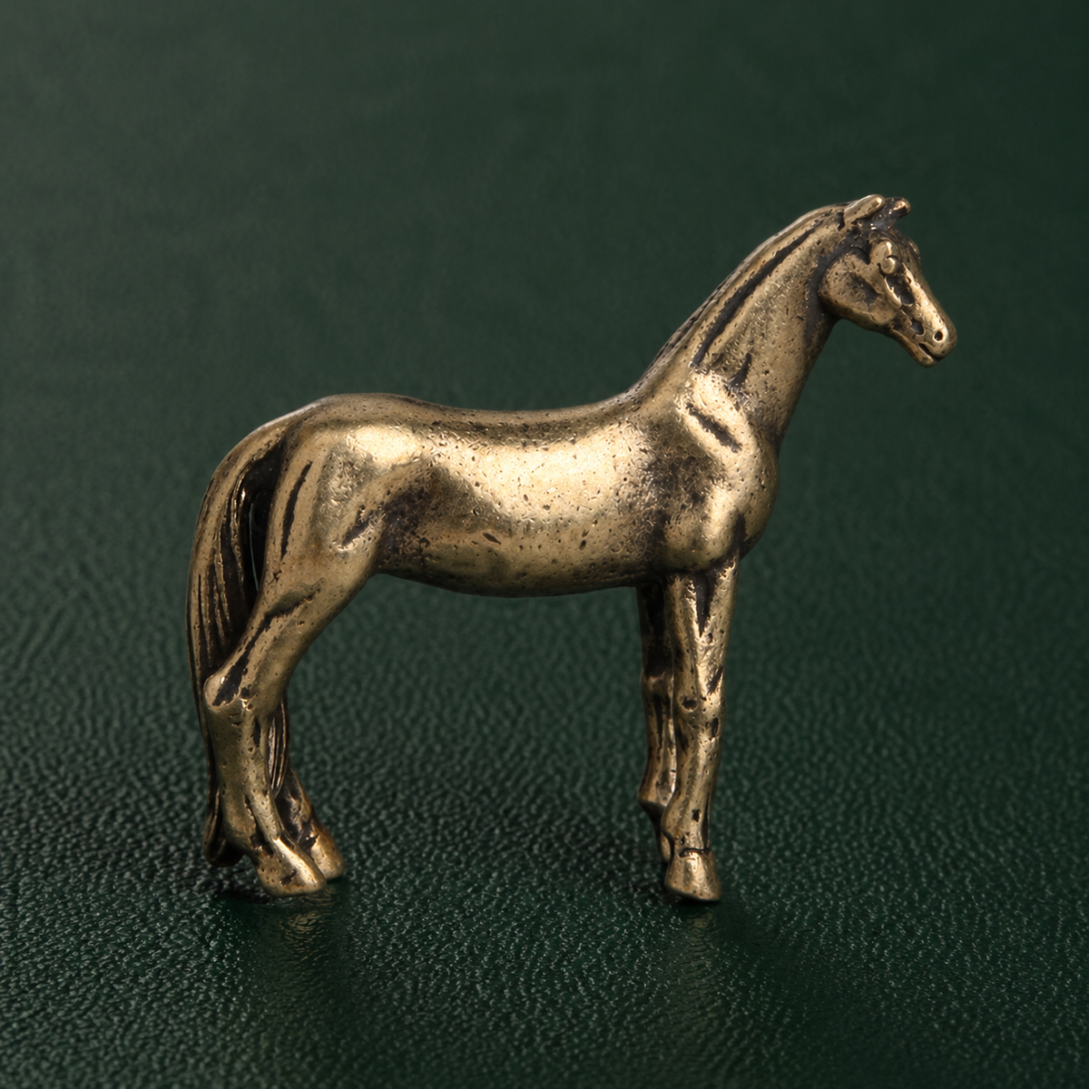 Figurine Le Cheval en laiton antique | Collection "Porte-bonheur"