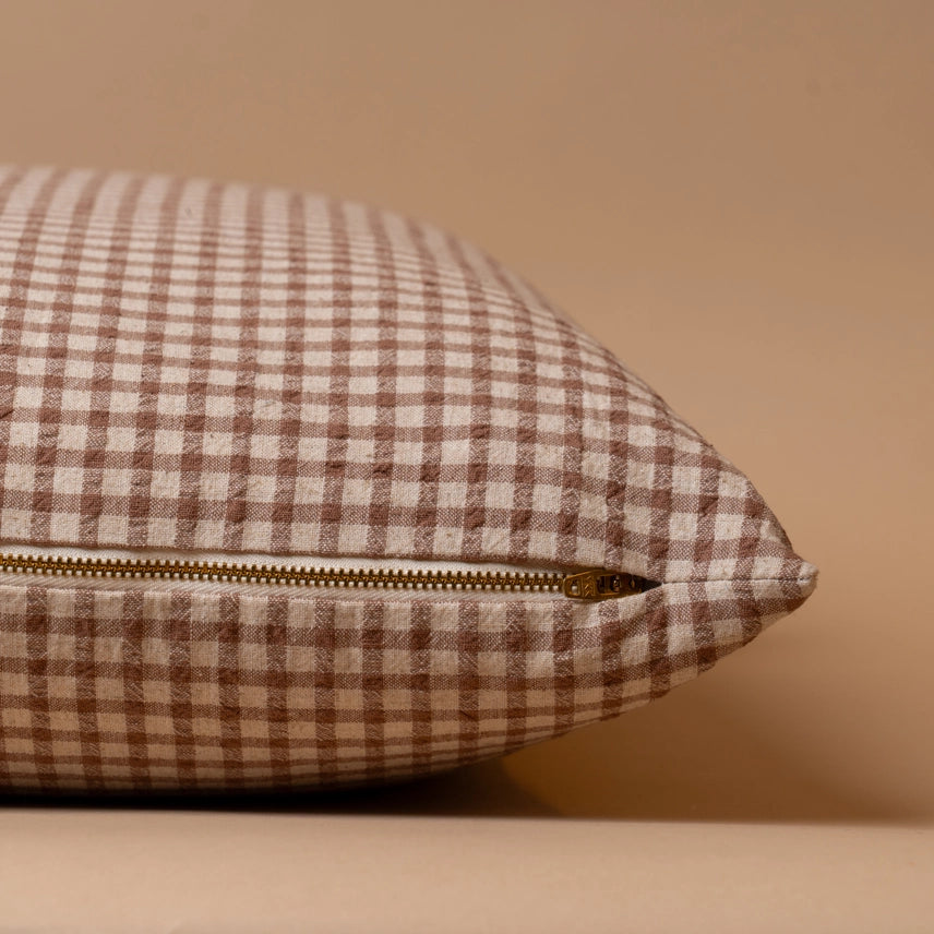 Housse de coussin Colby |  À carreaux bruns