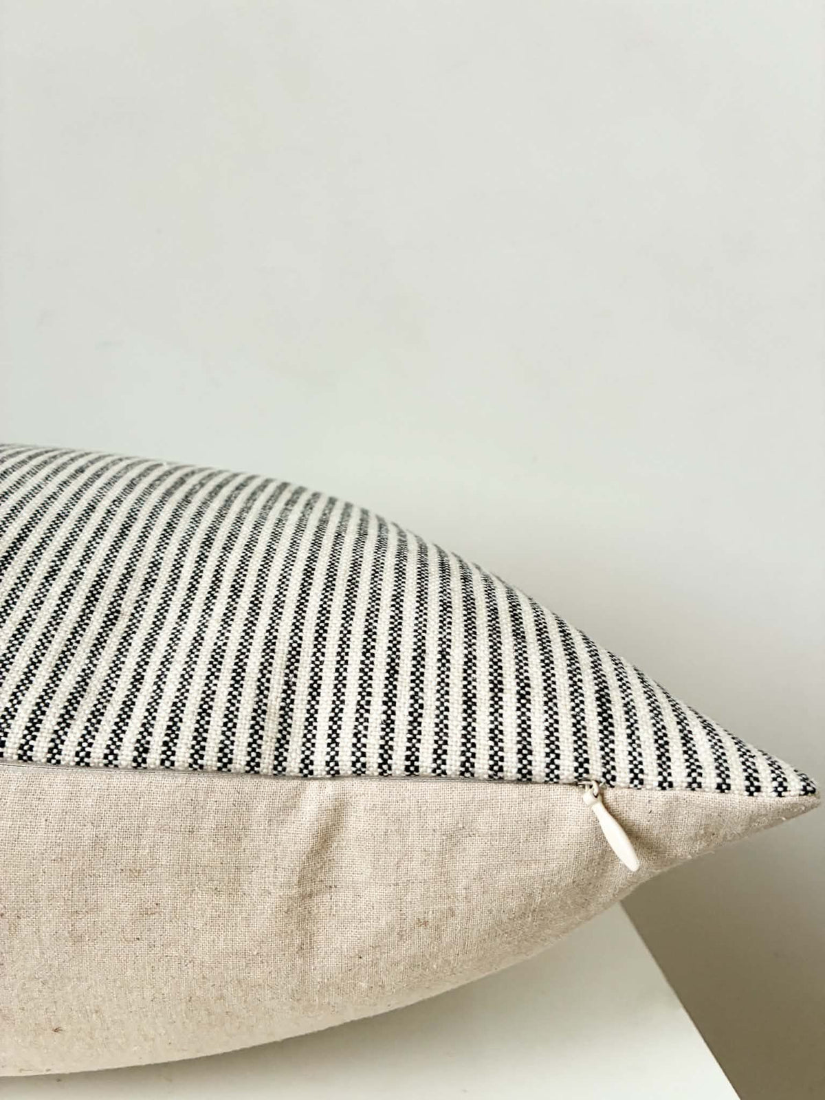 Mathilde cushion cover | Dark blue lined