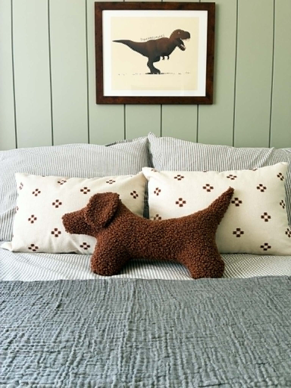 HARVEY Dachshund Plush Cushion | Rust