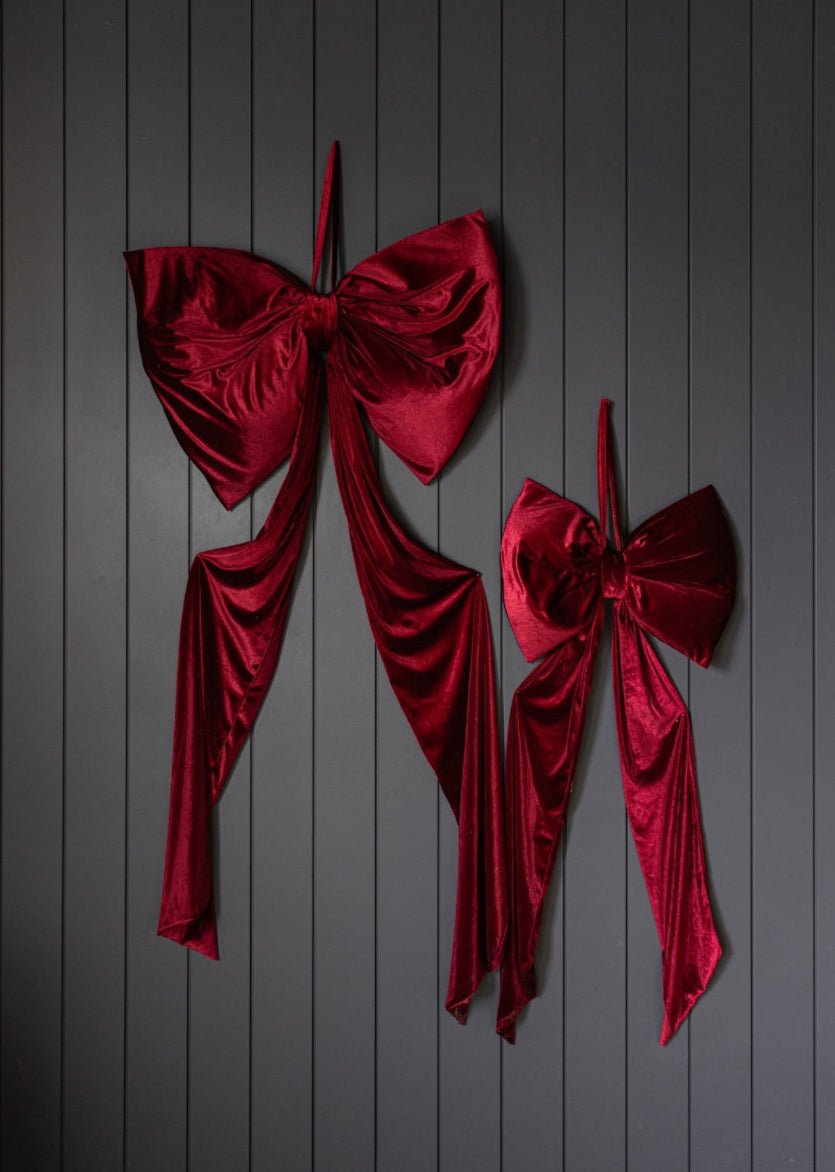 Nœud papillon surdimensionné en velours rouge foncé