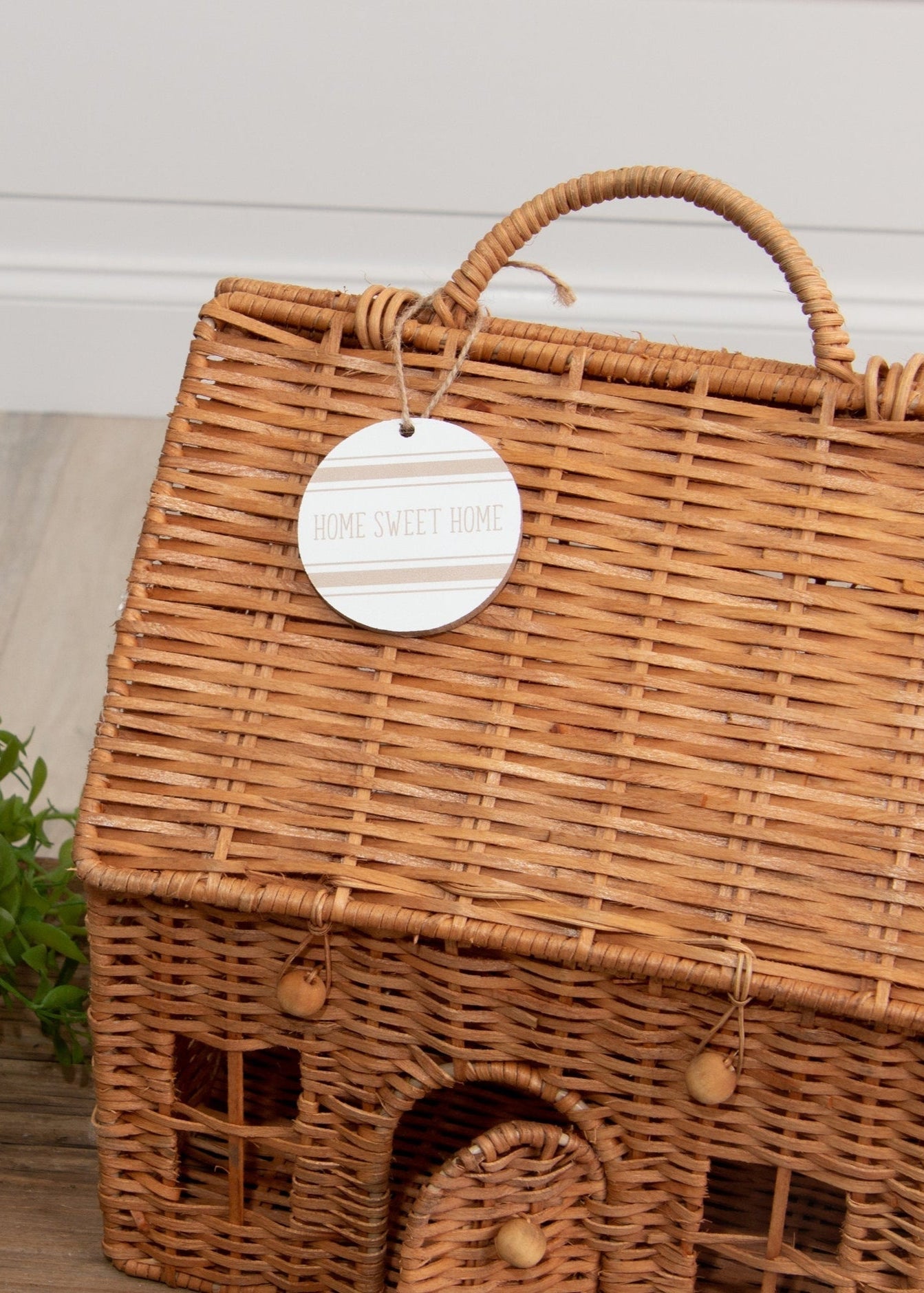 Panier tressé avec anse