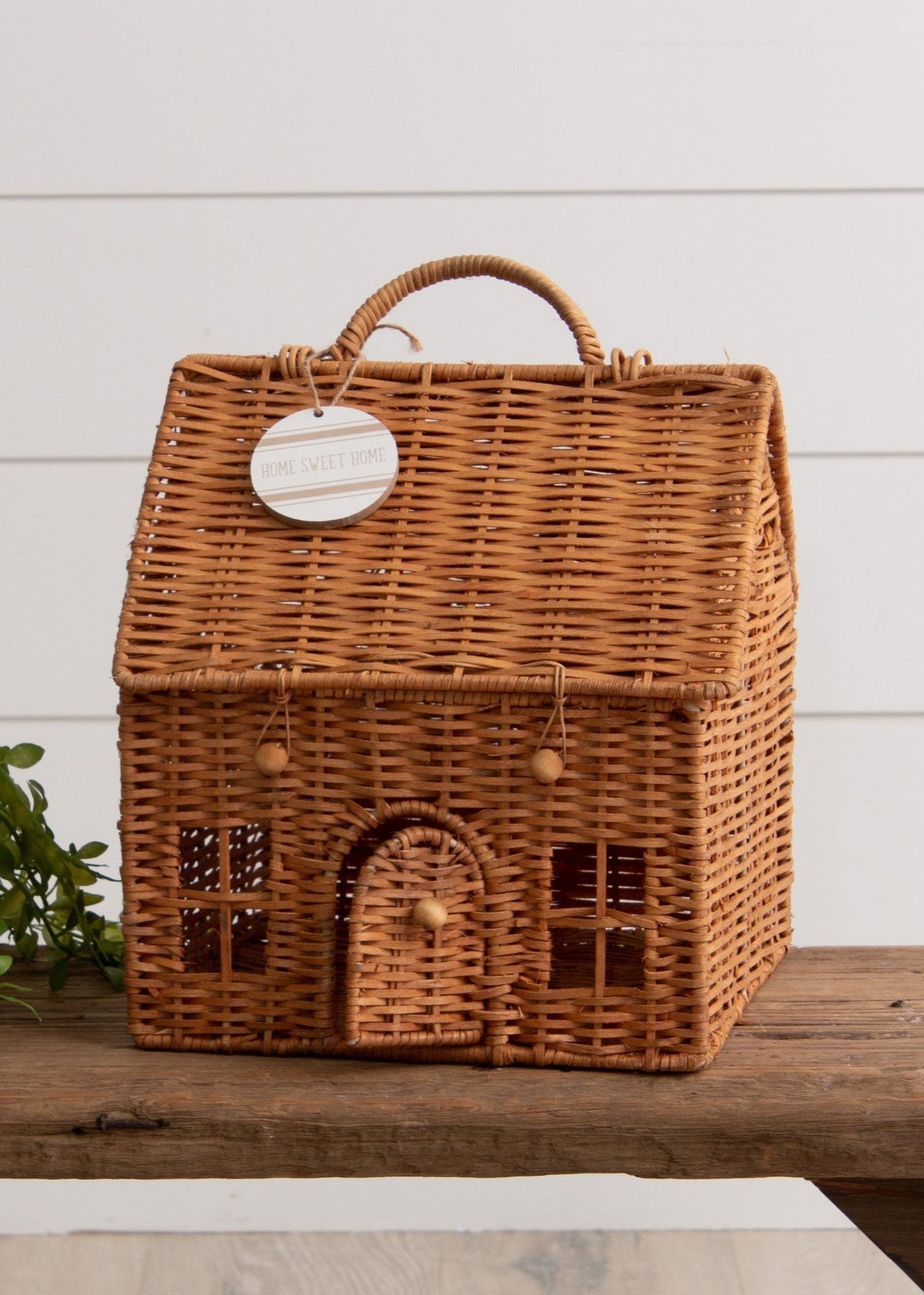 Panier tressé avec anse